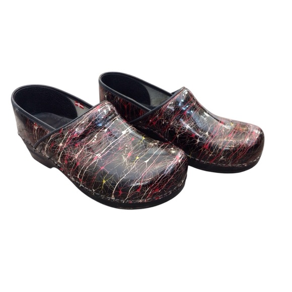 SANITA Balasia Patent Leather Clogs Geometric Size 40 Slip on Mule Nursing Shoe - Picture 1 of 14